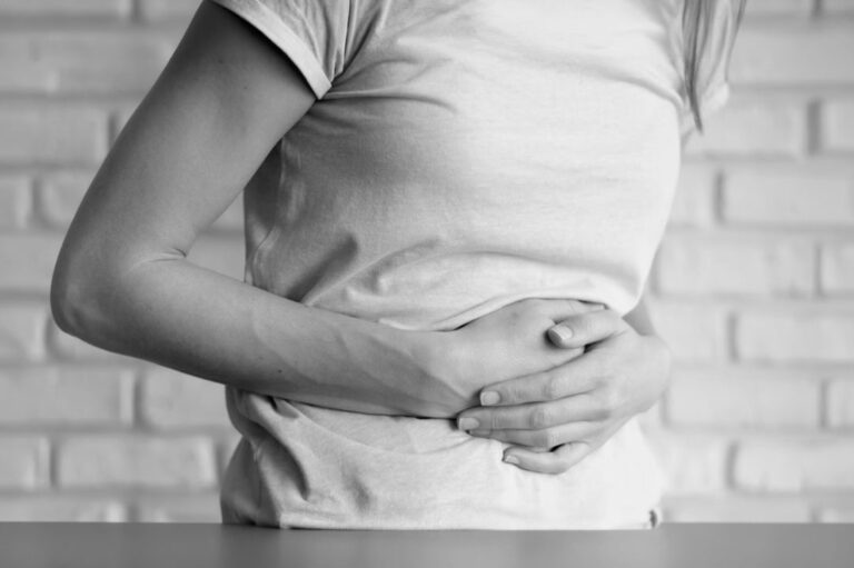 Dolor de estómago crónico resuelto con fisioterapia: el caso de Alberto