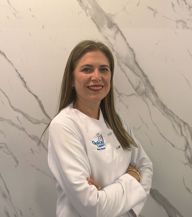 Marta García Rubio, responsable de recursos humanos y contabilidad de Clínica Capón